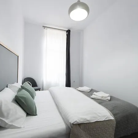 Appartamento Gorgeous Flat With Patio And Mountain Views Braşov