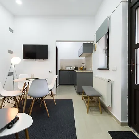 Appartamento Gorgeous Flat With Patio And Mountain Views